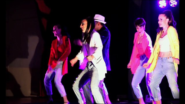 Spectacle Les années DISCOthèque par la revue Smile Cabaret (Teaser)