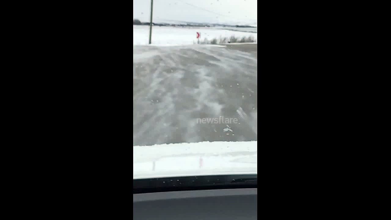 Snow Currents /w slow mo.