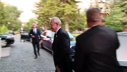 Davutoğlu ve Kılıçdaroğlu görüşmesi başladı