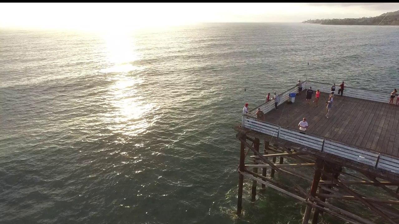 [Insolite] Un pêcheur facétieux attrape un drone avec sa canne à pêche