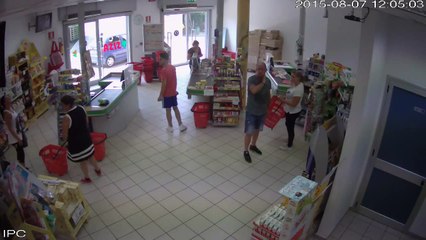 Gricignano (CE) - Furto al supermercato ''Le Piramidi'' (07.08.15)