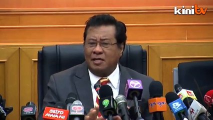 Kedudukan Anwar sebagai penasihat ekonomi, Khalid tersenyum