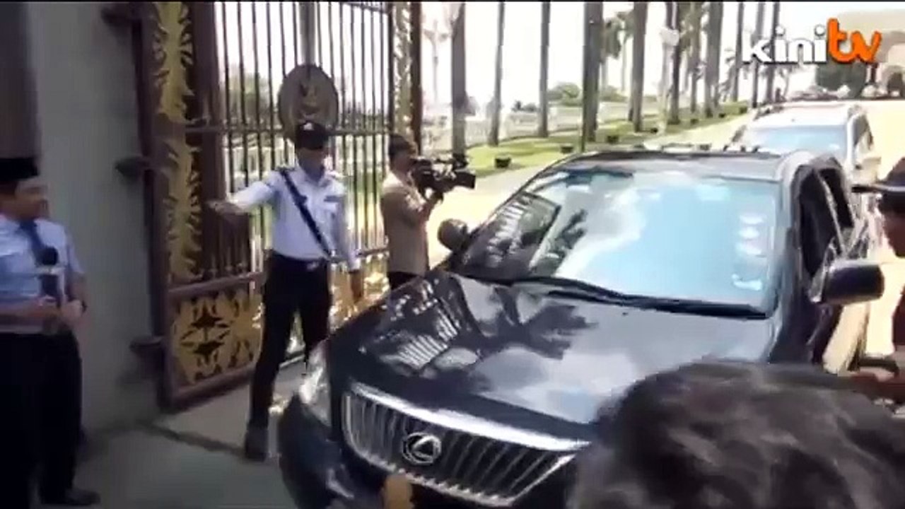 Khalid puashati dengan mesyuarat Majlis Dewan Diraja S’gor