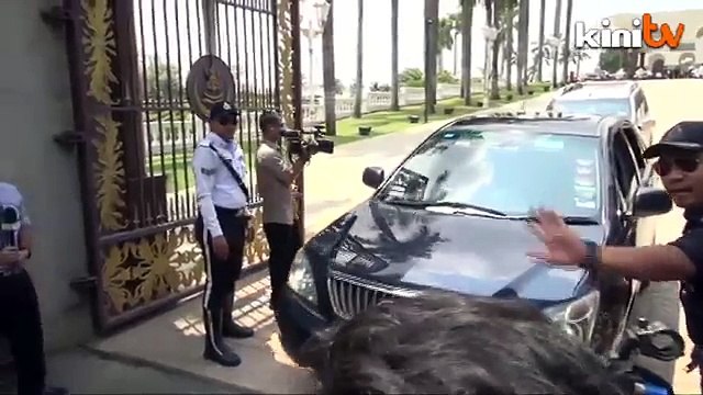 Khalid 'very satisfied' with sultan meeting