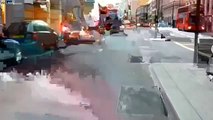LiveLeak - The challenging task of driving an ambulance through London