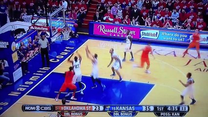 Les highlights de Joel Embiid face à Oklahoma State (18/01/2014)