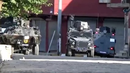 Şehitlerin ardından başlatılan operasyon kameralara yansıdı