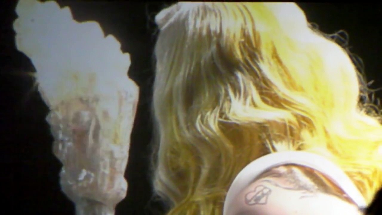 [HD] Lady Gaga (gay) Boys, Boys, Boys Live in New Zealand