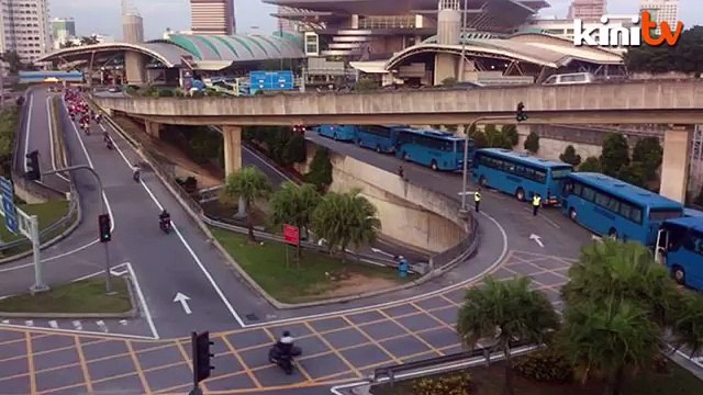 Enggan bayar tol: Tambak Johor sesak teruk