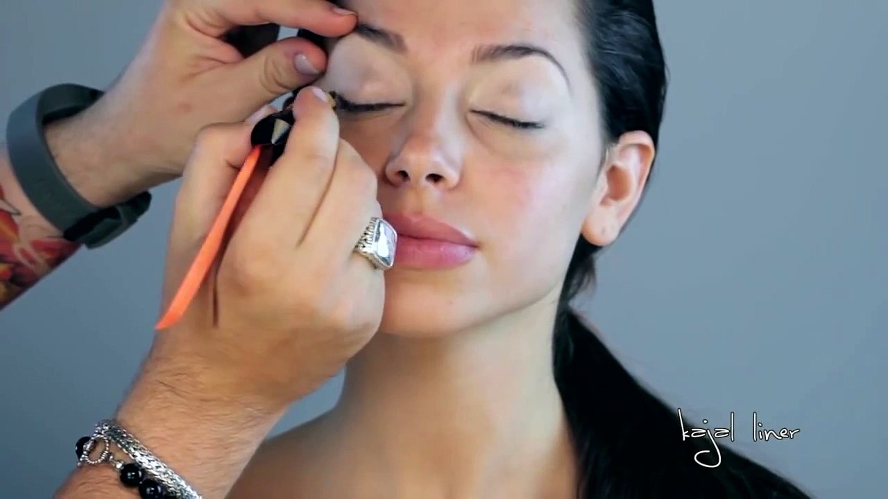 Duochromatic Smoky Eyes: HD Makeup Tutorial