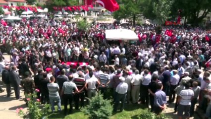 Şehit dedesi teröristlere böyle seslendi!