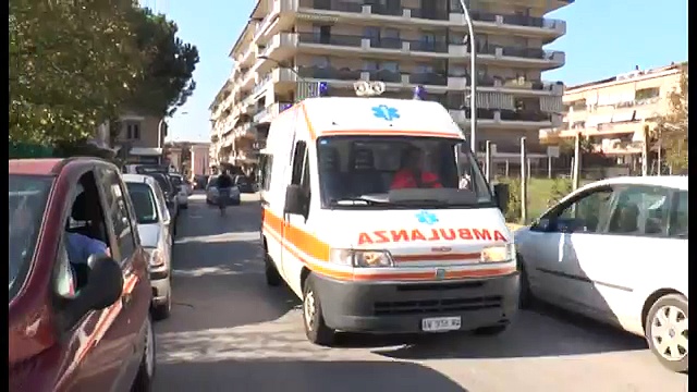 Video Battipaglia (SA) - Scoppio bombola di gas, le vittime salgono a due (10.08.15)
