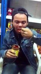 عالمية بدموع زعمة وين رصتلو