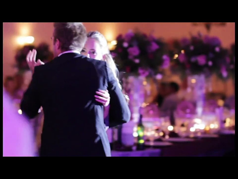 South Africans Dancing at Wedding - Sokkie - Vasdans.