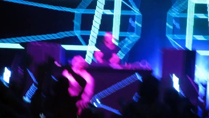 David Guetta feat Sia - Titanium (Live @ Coachella Weekend 2 in Indio, Ca 4.21.2012)