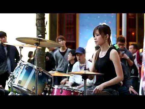 Female Drummers, best on the planet! AMAZING LADIES Rock