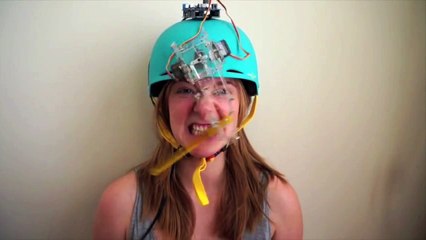 Le must du brossage de dents... Le Casque Brosse à Dent !