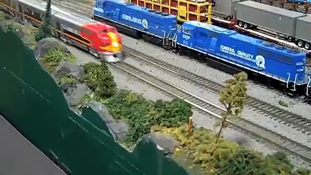 2012 Layouts at Amherst Model Train Show