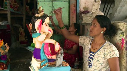 Ganesha idols adorn Indian town before Hindu festival