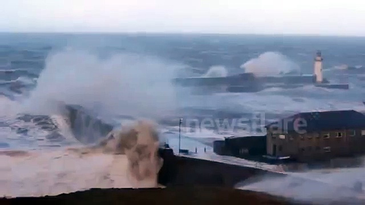 Force 11 Storm Hits Whitehaven Harbour