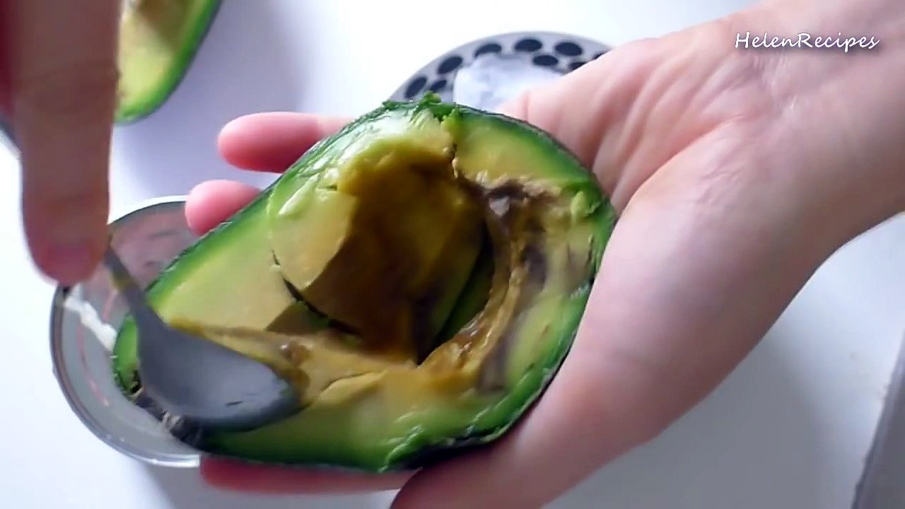 Vietnamese Avocado Smoothie - Sinh to bo
