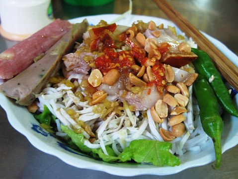 Anchovy Sauce with Rice Vermicelli and Roasted Pork (Bun Mam Nem)
