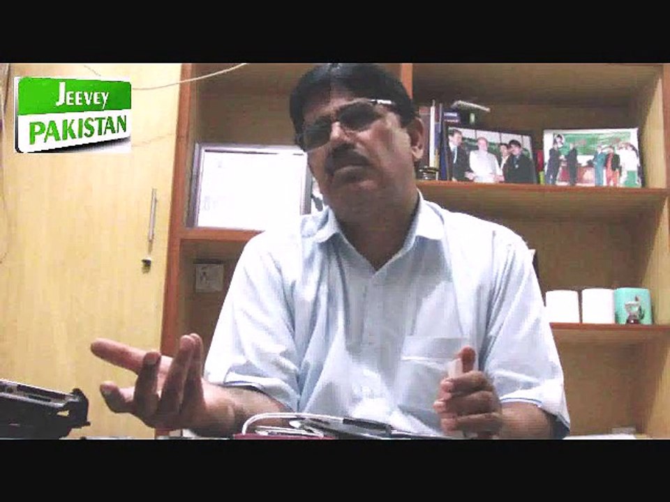 Dr. Iftikhar Hussain Hashmi (Consultant Cardialogist DHQ Hospital M.B.Din) talking with Naveed Farooqi. (Part 2)