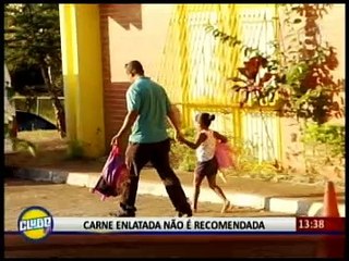 CARNE FRESCA TROCADA POR ENLATADA NA MERENDA