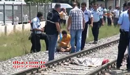 Depresyondaki Kadın Kendini Trenin Altına Attı, Olaya Şahit Olan Hemzemin Görevlisi Sinir Krizi Geçirdi (1)
