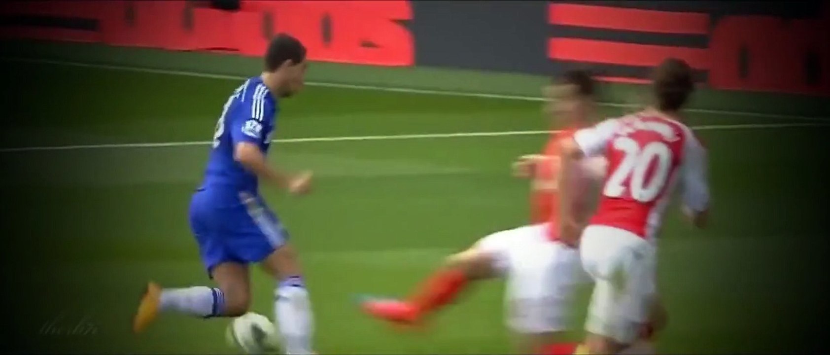 Alexis Sanchez vs Eden Hazard - Amazing Skills Show Battle - 2014-2015 HD
