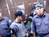 Advogado Benedito Roberto Barbosa é detido por policiais
