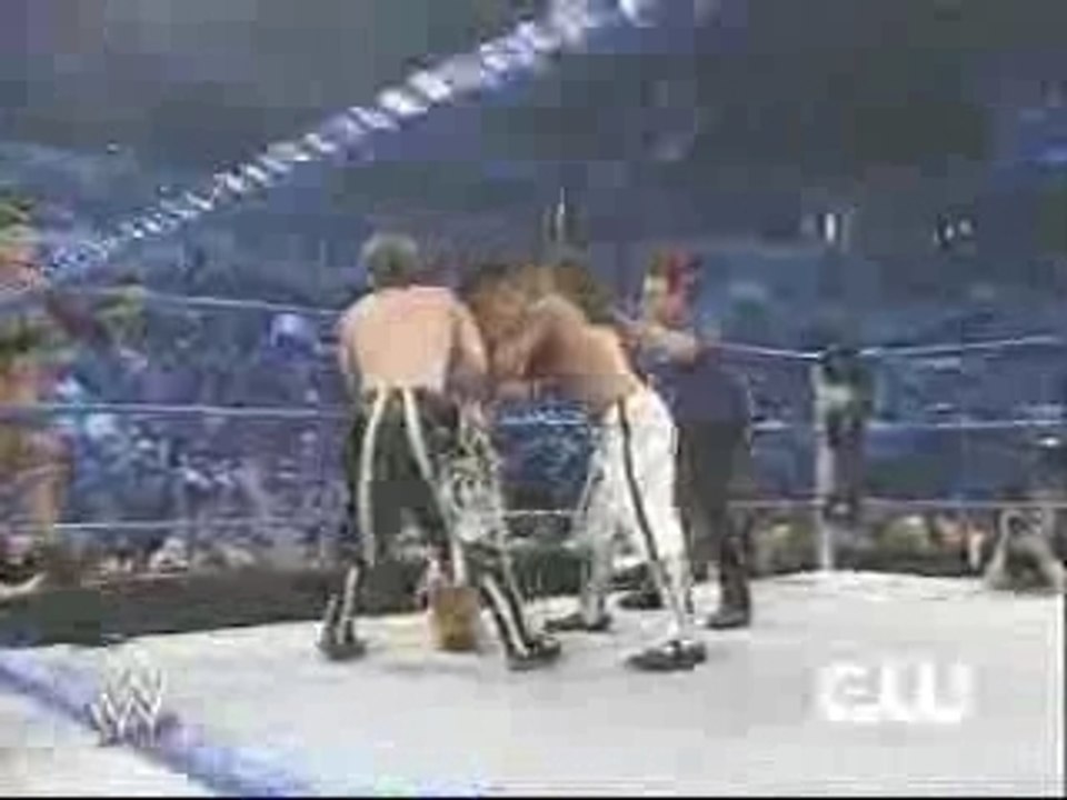 Ashley , London & Kendrick Vs MNM