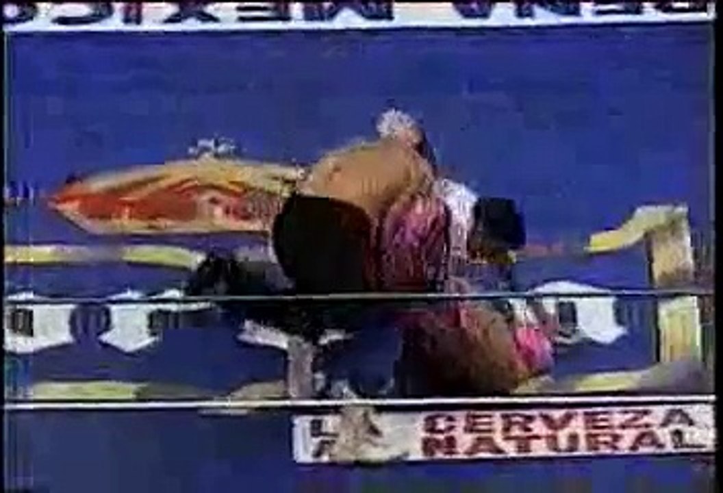 Atlantis vs Villano III (Máscara vs máscara) 2b