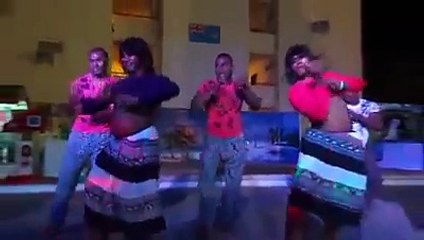 Funny Fijian soldiers perform Desi girl