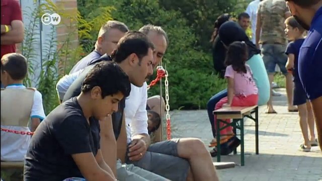 Disused buildings: Shelters for refugees | DW News