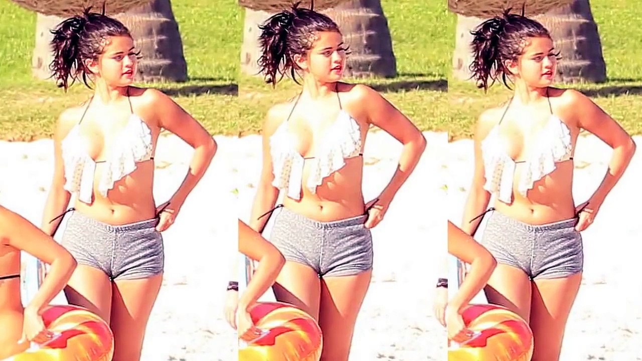 Selena Gomez  CamelToe