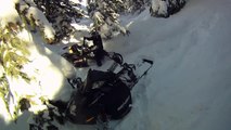 Utah Ski-doo 800 Etec Summit X 154 Cornice Drop / Messing Around GO PRO HERO HD
