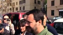 ROM: BENE CHI SI INSERISCE, ALLONTANARE I DELINQUENTI [Salvini Basta Euro Tour - Genova, 21/05/2014]