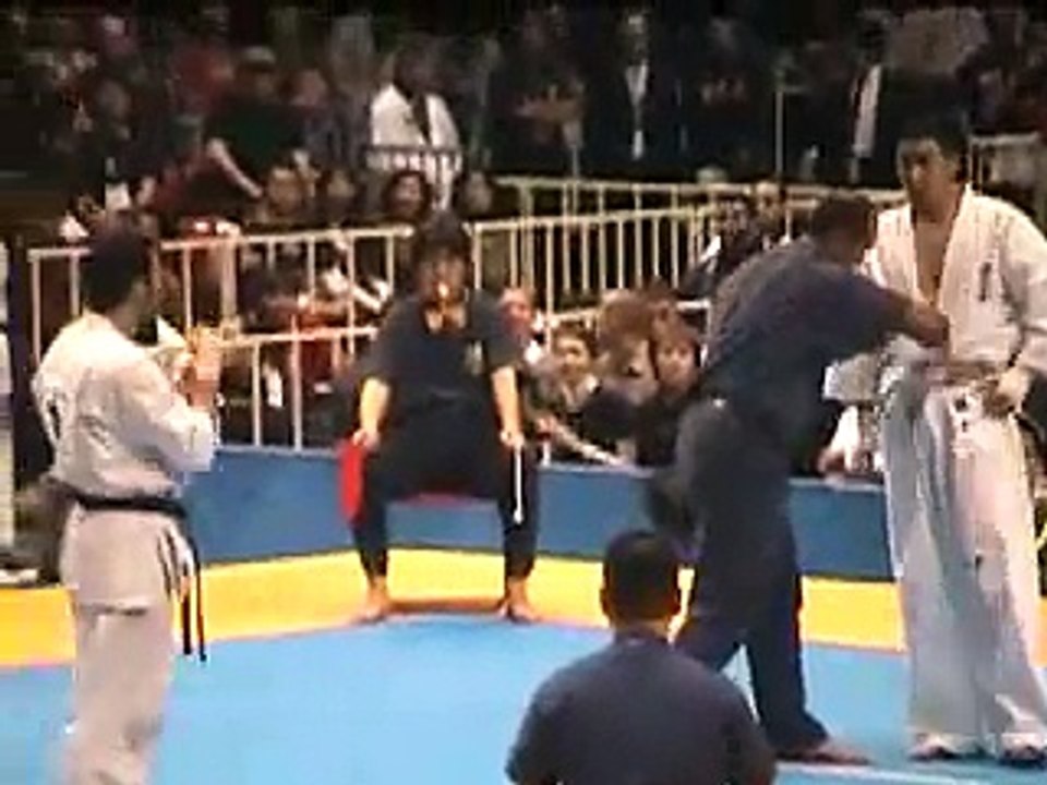 the 9th world open karate tournament kyokushin 2007 IKO1