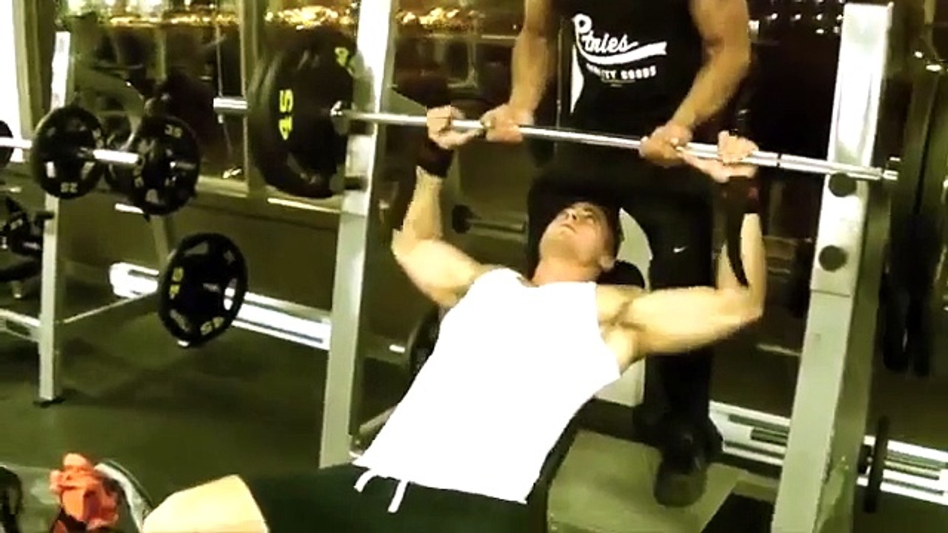 ⁣Fitness Motivation   Mat Wolf Fitness    Chest Workout