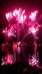 2015 Disney fireworks show Epcot amazing performances