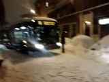 Autobus bloccato dalla neve, Bologna.