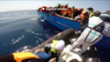 El rescate de inmigrantes que van a Europa por el Mediterráneo