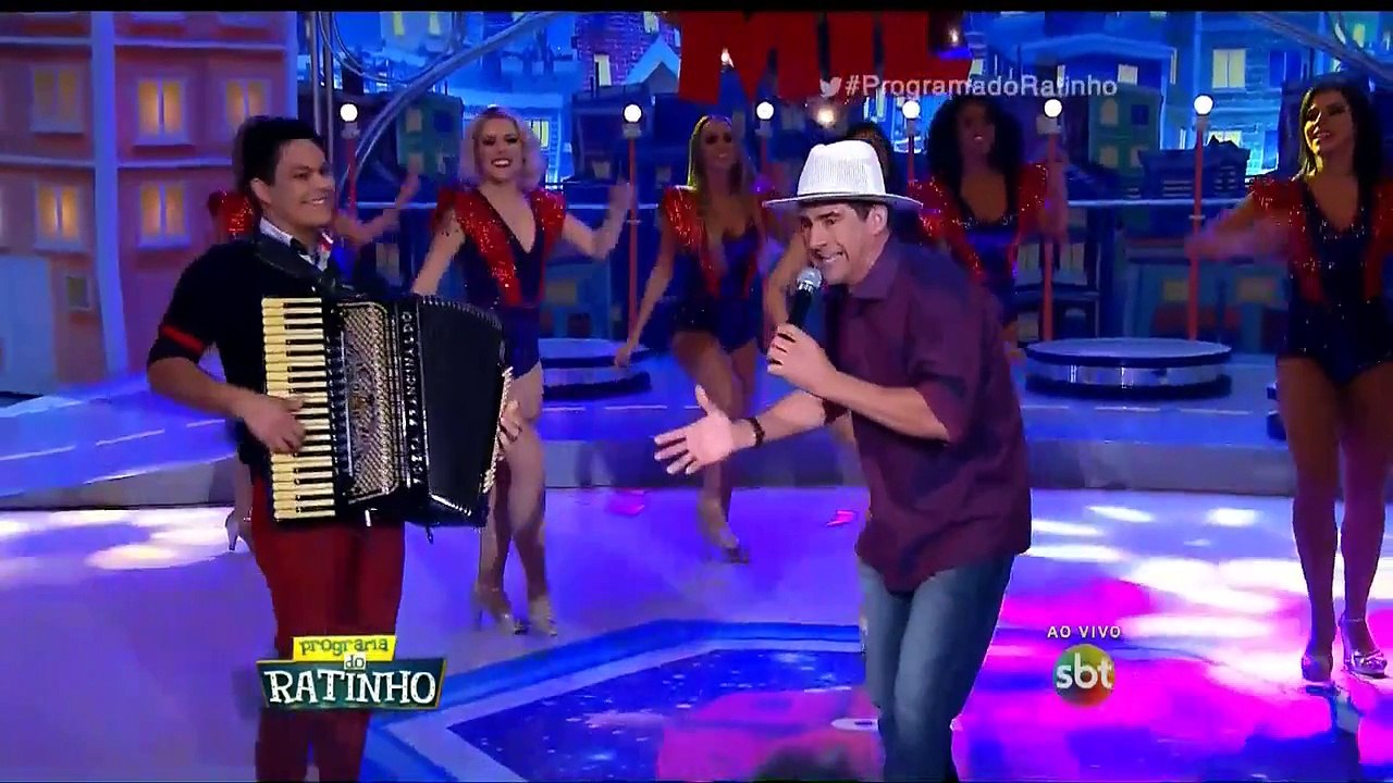 Pai e filho repentistas conquistam a todos