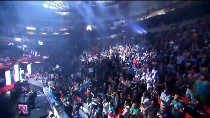 deadmau5's crashed TI5 Ending Performance (Ends Set Early... Or was it a troll ? )