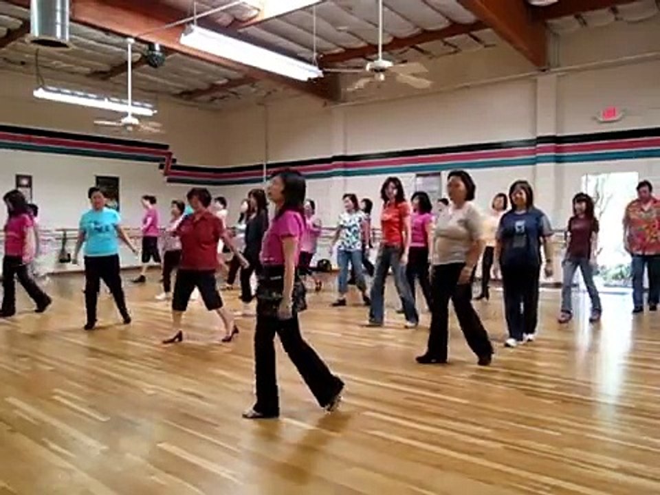 Little Rhumba Line Dance (Demo & Walk Through)