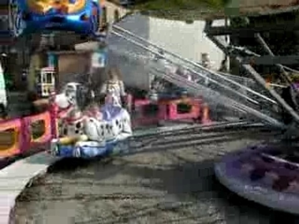 Bébé au manège (4)