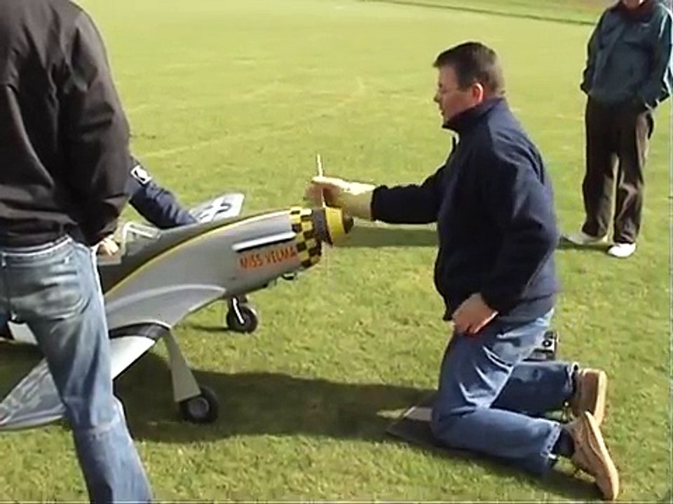 le premier vol du P51 mustang de Ziroli