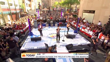 Maroon 5 - Moves Like Jagger (Live on The Today Show 08-05-2011) [HD 1080p]
