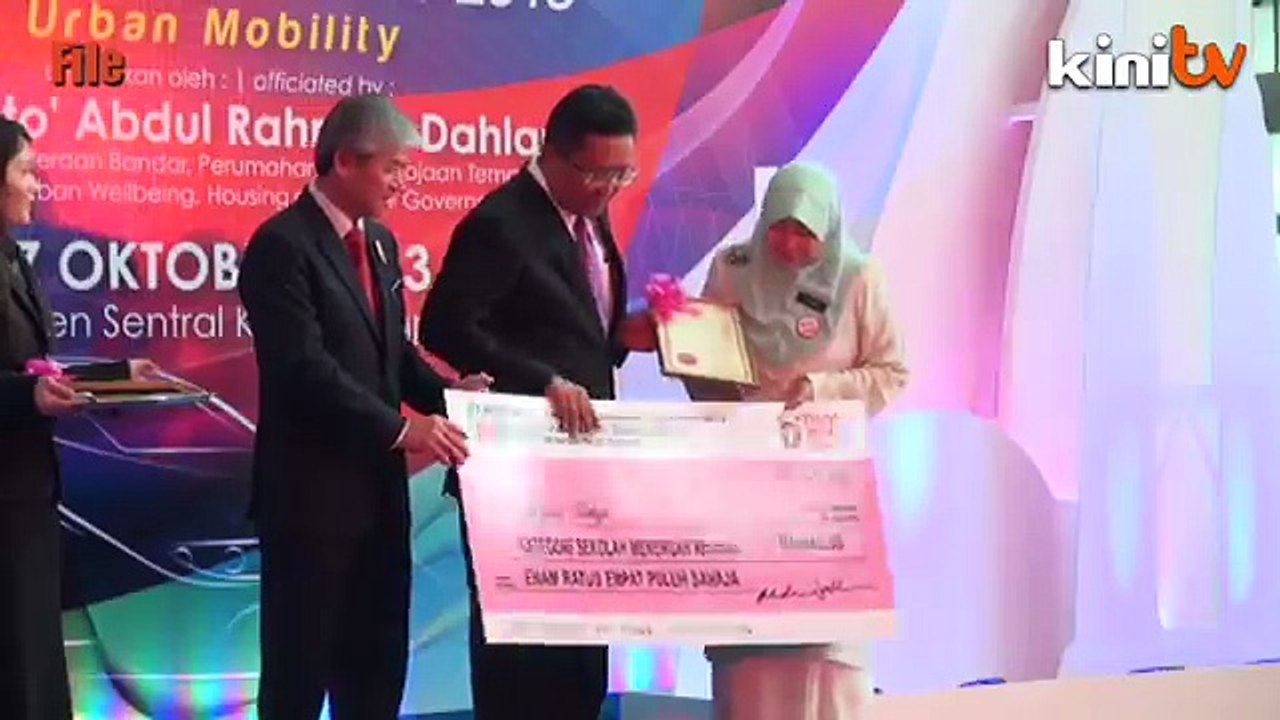 Menteri: Borang Pakatan pun ada 'kaum' juga
